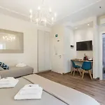 Trastevere Gallery 4*